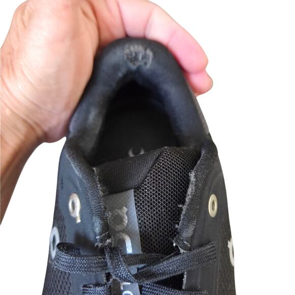 Womens On Cloudtec Black White Running Sneakers Athletic Gorpcore GUC 9.5 - Picture 6 of 15